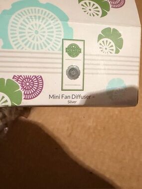 Scentsy Mini Fan Diffuser - Silver